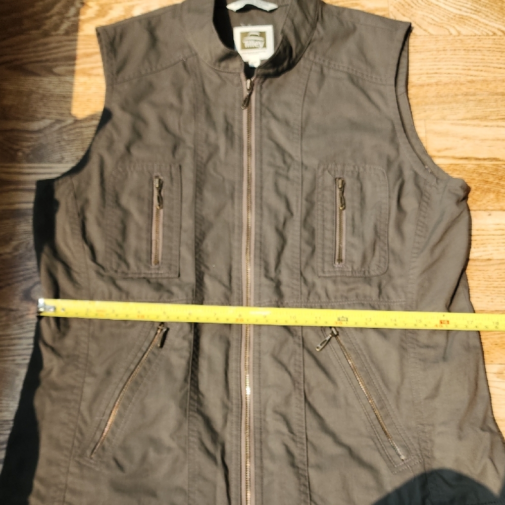 (S) Tilley Women's Cargo Vest Camping Hiking Fishing Athleisure Outdoor Gorpcore - Picture 7 of 12